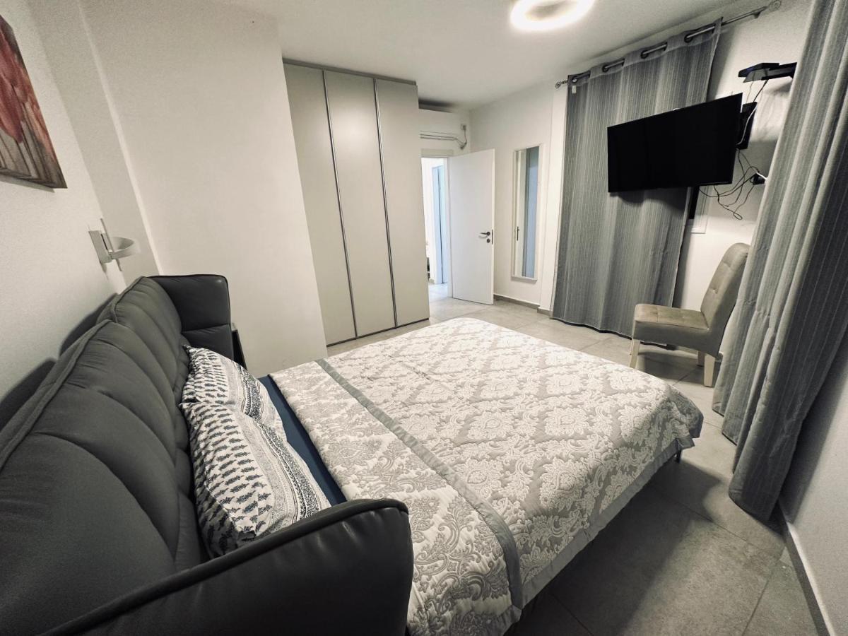 Luxury 3 Rooms Apartament - Nearthesea Bat Yam Exterior foto